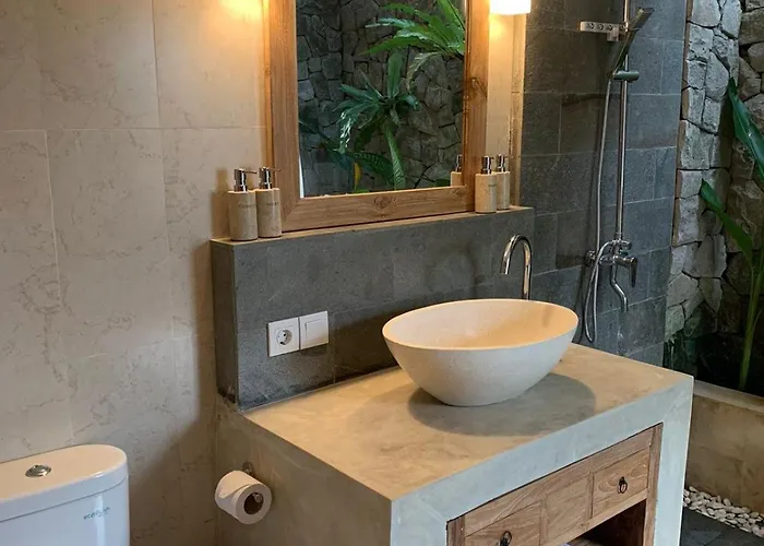 Harum Sari Retreat Centre ホテル ウブド