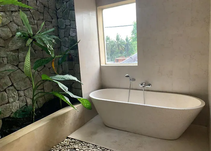 Harum Sari Retreat Centre 4*