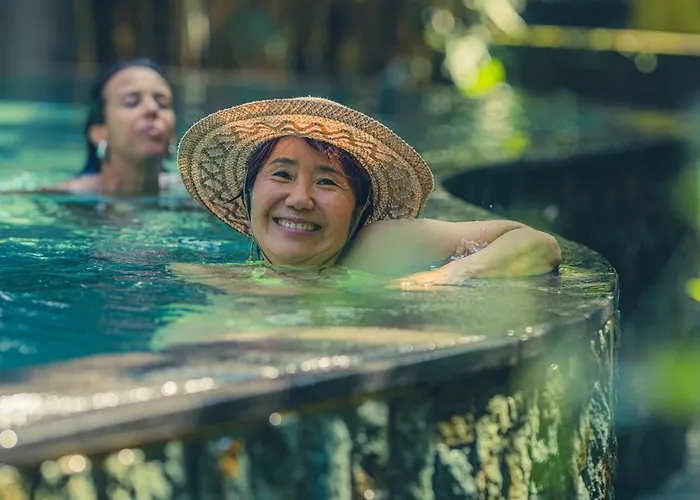 Harum Sari Retreat Centre 4*