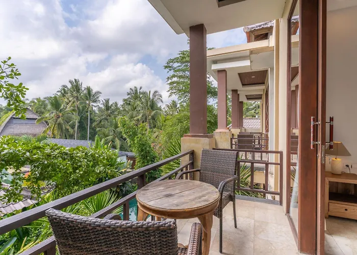 Harum Sari Retreat Centre ホテル